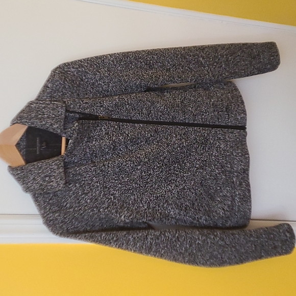 Jacket - Picture 1 of 3